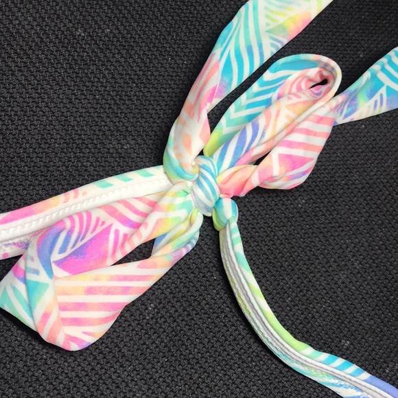 PINK colourful bikini top in L - Picture 4 of 6